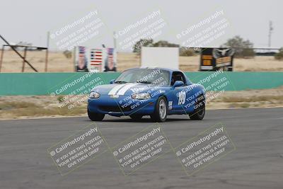 media/Jun-01-2025-CalClub SCCA (Sun) [[eae223c5dd]]/Group 5/Race (Front Straight)/